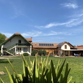 Erdei Családi Vendégház Ópusztaszer