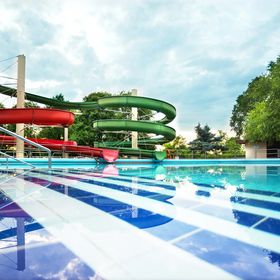 Hajdúnánási Gyógyfürdő-Korona Ház