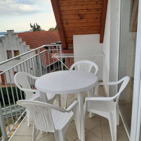 Csikor Apartman Csopak