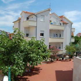 Apartmani Hrga Vodice