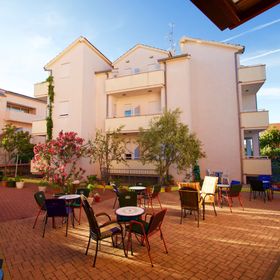 Apartmani Hrga Vodice