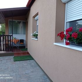 Sárgapart Vendégház Poroszló