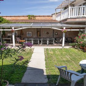 Art Magánszálláshely Debrecen