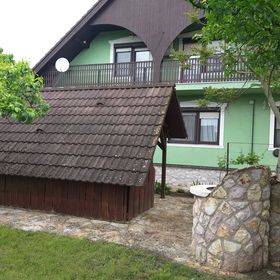 Tavasz Vendégház Poroszló