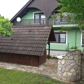 Tavasz Vendégház Poroszló