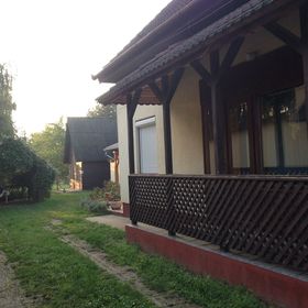 Bibi Apartmanház Balatonboglár