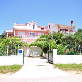 Apartments Anđelo Vlasici