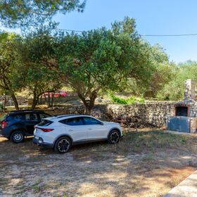 Apartments Nedeljko Gdinj