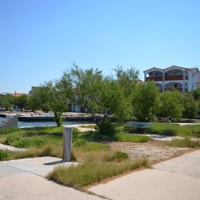 Apartments Zlatko Jadrtovac