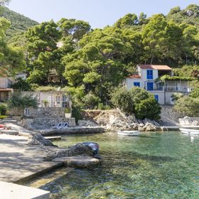 Apartments and Rooms Nike Sobra