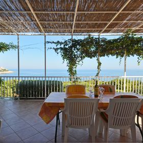 House Julije Zavalatica