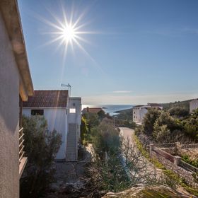 Apartment Srećko Vinisce