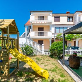 Apartment Branko Lopar