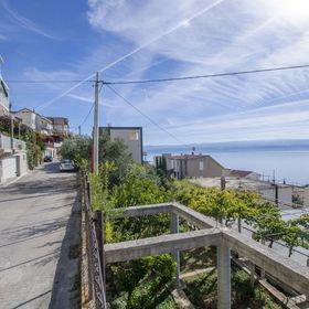 Apartment and Rooms Tatjana Omis