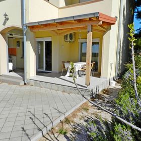 Apartment Darko Tribunj