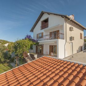 Apartments Luna Gordana Razanj