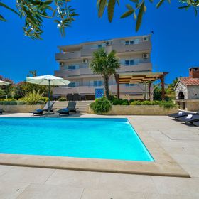 Apartments Villa Ana Kukljica