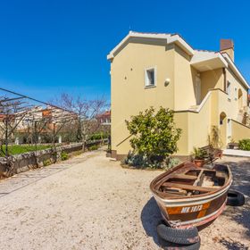 Apartments Vesna Malinska