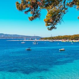 Apartments Klisović Bol