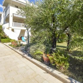 Apartment Marin Rogoznica