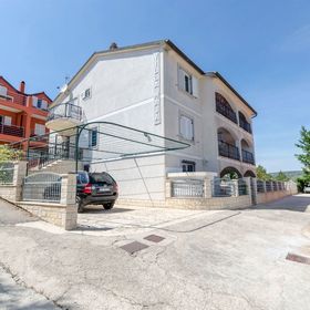 Apartments Maja Rogoznica