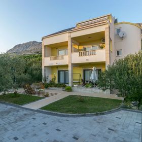 Apartments Tonči Duce