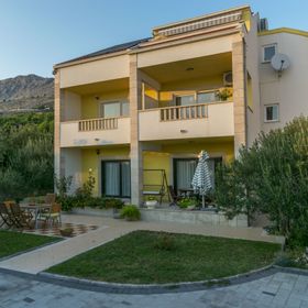 Apartments Tonči Duce