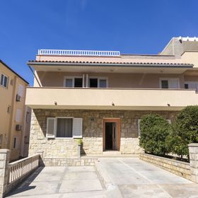 Apartments Ante Makarska