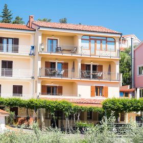 Apartments Skomeršić Krk