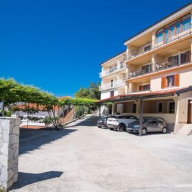 Apartments Skomeršić Krk