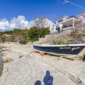 Apartments Smilje Razanj