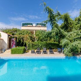 Apartments Milivoj Seget Vranjica