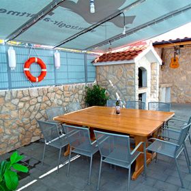 Apartments Jure Okrug Gornji