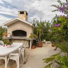 Apartments Ljiljana Rogoznica