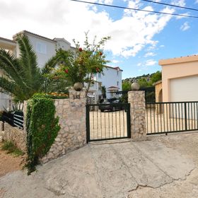 Apartments Sara Razanj