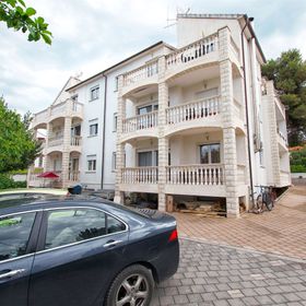 Apartments Marina Okrug Gornji