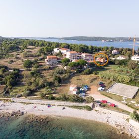 Apartments Petra near beach Pula