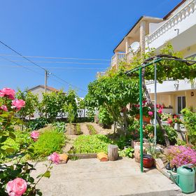 Apartment Marija Durdica Lopar