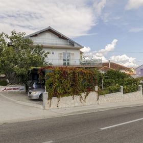 Apartments Bilo Marina