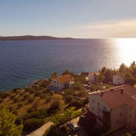 Apartments Ena Zavala