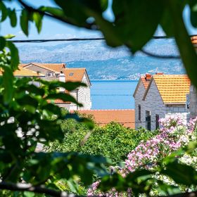 Apartments Kaja Postira