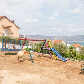 Apartments Rose Slatine