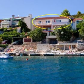 Apartments Ana Vinisce