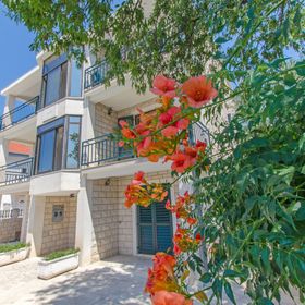 Apartments Spomenka Orebic