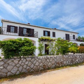 Apartments Nada Vrbnik