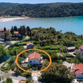 Apartments Zorka Kampor