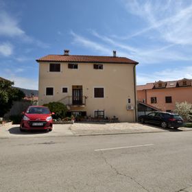 Apartments Rafael Cres