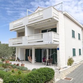 Apartments Dragica Vodice