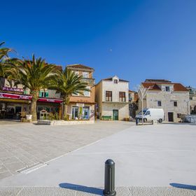 Apartment Vlatka Rogoznica