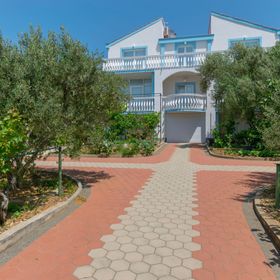 Apartments Rosanda Pirovac II